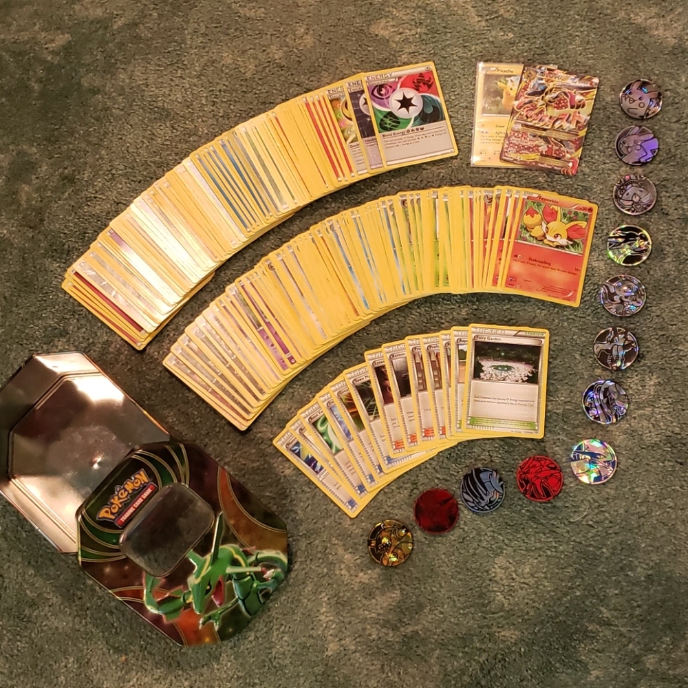 *Donated* Pokemon card set with coins and tin